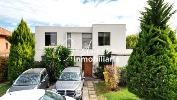 Casa Condominio en sector Santa Elena